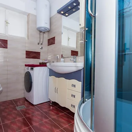 Put Ravnih Njiva Apartment Split