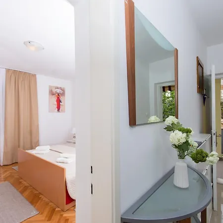 Apartment Put Ravnih Njiva *