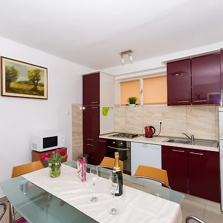 Put Ravnih Njiva Appartement *