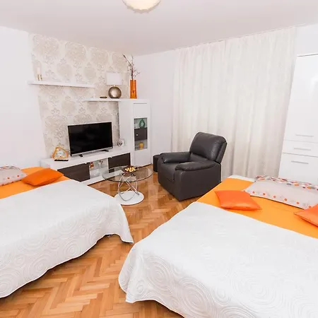 Put Ravnih Njiva Appartement Split